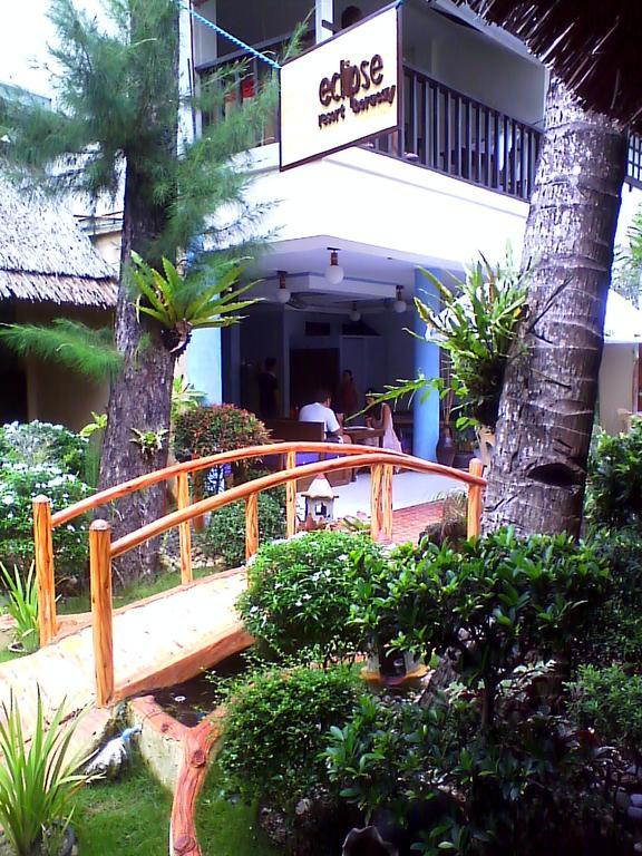 Eclipse Resort Manoc-Manoc Exterior photo