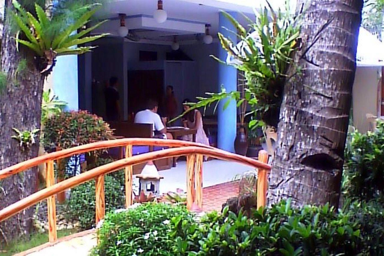 Eclipse Resort Manoc-Manoc Exterior photo